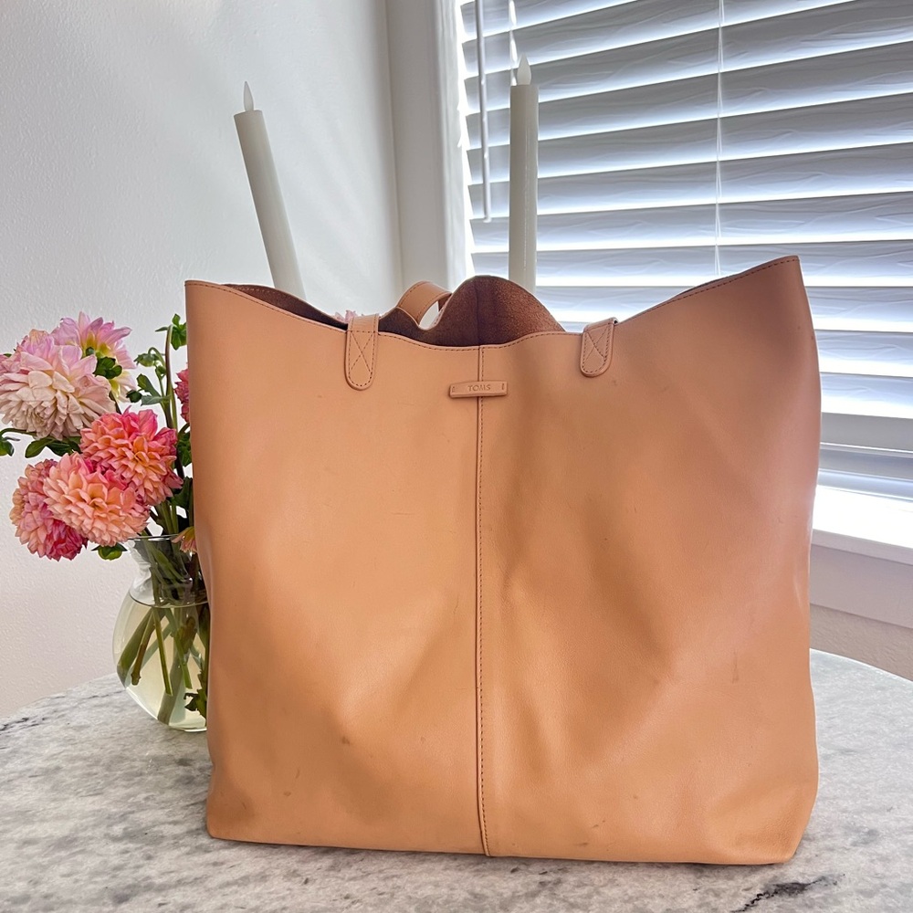 Tom’s Tan Leather Tote Bag